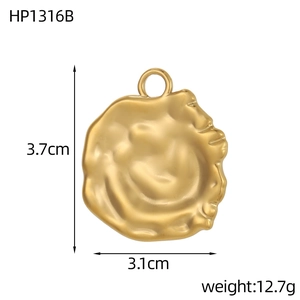 Detail van de 3,7 cm gouden lavatectuur hart hanger met afmetingen en matte afwerking