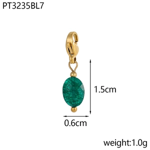 Detalle de colgante de piedra ovalada verde de 1,5 cm con cierre de langosta