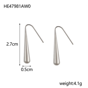 Detaillierte Größentabelle für Tropfenohrringe mit 2,7 cm Länge in Silberoptik