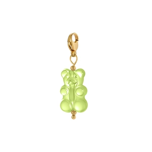 Detail eines hellgrünen Gummibärchen-Anhängers mit goldenem Karabiner für DIY-Schmuck