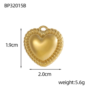 Golden heart pendant with woven edge detail and 1.9cm height for DIY jewelry