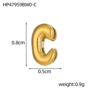 Polished 18K gold-plated C-shaped ear cuff with dimensions 0.8cm by 0.5cm and 0.9g weight
