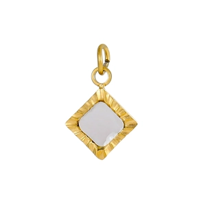 Vue détaillée d'un pendentif géométrique doré avec insert blanc et cadre à rayons de soleil