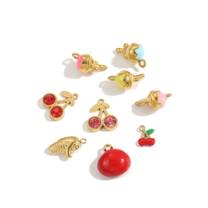 Vergoldete Kirsch- und Eiscreme-Anhänger mit Emaille und Kristallen für DIY-Schmuck