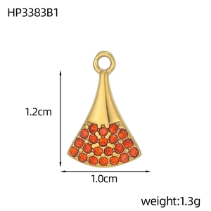 Fächerförmiger Goldanhänger mit orangen Zirkonia-Steinen und 1,2 cm Maßen im Detail