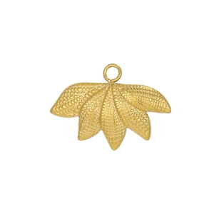 Detailed view of gold stainless steel sunflower pendant with unique leaf texture detail
