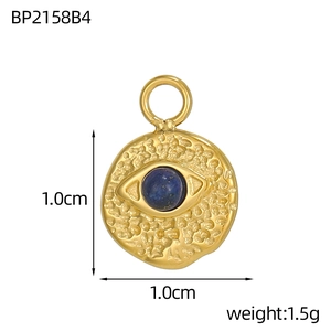 Bohemian Evil Eye pendant with natural blue stone and hammered gold-plated finish, 1.0cm