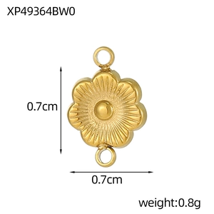 Detailed macro view of a 0.7cm golden flower stainless steel pendant with dimensions