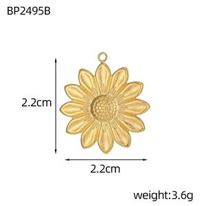 Detailed view of sunflower pendant charm with 2.2cm size and 3.6g weight specs