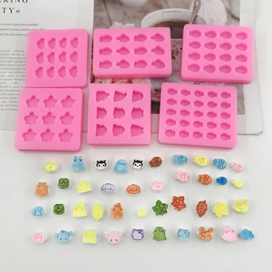 DIY food-grade pink silicone mold set for making cute cartoon fish and flower candy shapes