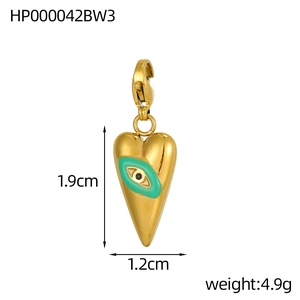 Detailed view of heart-shaped gold charm with green evil eye and lobster clasp, size 1.9x1.2cm