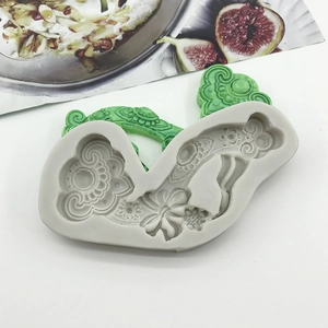 Traditional Ruyi pattern silicone mold for Chinese style cake decorating and DIY crafts