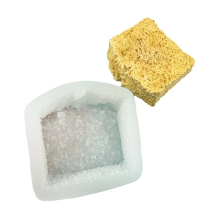 House shaped silicone mold for DIY handmade soap chocolate and aromatherapy crafts