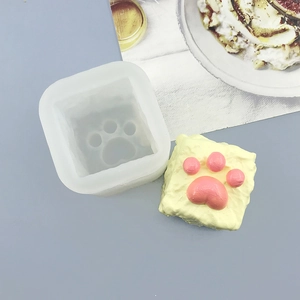 DIY square silicone mold for cat paw shaped chocolate with finished 3D resin craft example
