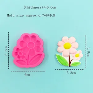 Silicone flower mold for fondant and chocolate featuring sunflower and petal textures