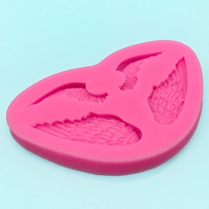 Rosa Silikonform mit Engelsflügeln für Fondant-Torten und DIY-Schokoladenprojekte