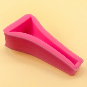 Standing 3D high heel funnel silicone mold for cake baking and resin crafts