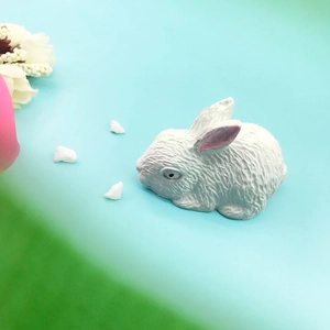 3D rabbit silicone mold for mousse, pudding and French cake baking, featuring realistic fur texture