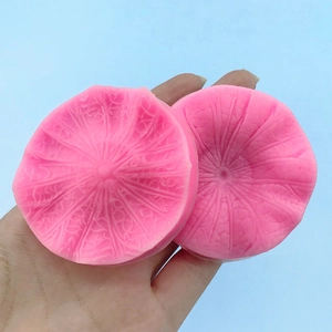 Pink lotus petal silicone mold for fondant and chocolate cake decoration with fine texture