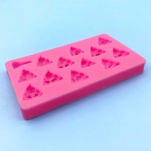 Stampo in silicone rosa a 12 cavità per cioccolatini e decorazioni per torte
