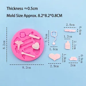 Moule médical en silicone rose avec stéthoscope et cœurs pour projets artisanaux