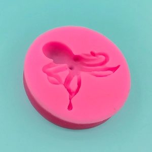 Octopus and squid shaped silicone mold for fondant chocolate cake decoration DIY crafts
