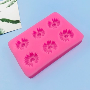 Moule en silicone rose à 6 cavités de marguerites pour chocolats et cires parfumées