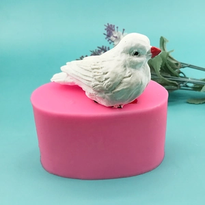 3D bird silicone mold for DIY plaster and baking with detailed feather texture