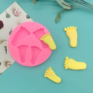Moule en Silicone DIY Empreinte de Bébé 4 Cavités Pour Pâtisserie Fondant Chocolat Savon Fait Main Plâtre Résine Argile Rose