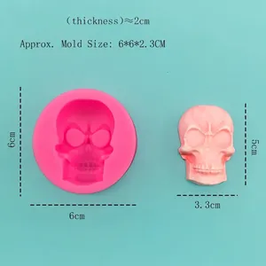 Skull shape silicone mold for DIY Halloween chocolate and cake fondant decoration