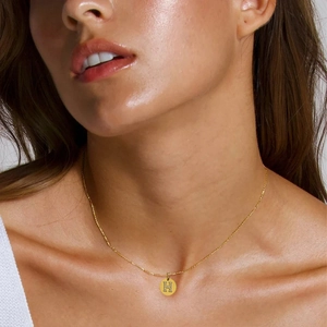 Elegant 14K gold-plated round pendant necklace with sparkling letter H zircon inlay