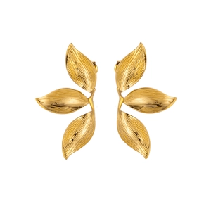 Eleganti orecchini a foglia d'oro in acciaio al titanio con dettagliate texture radiali
