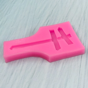 Pink silicone mold with H-shaped geometric pattern for DIY crafts and cake decoration