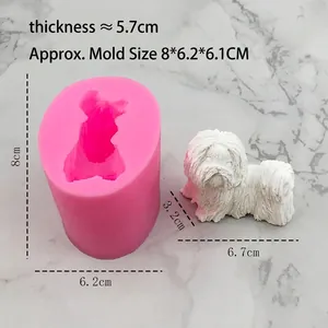 Rosa 3D-Silikonform für Hundefiguren mit fertiger weißer Welpenfigur für Mousse-Kuchen