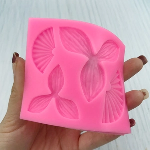 Pink silicone folding fan leaf mold for fondant and chocolate cake decoration