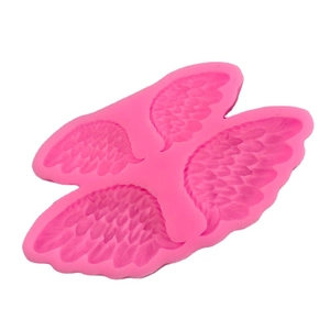 Moule en silicone rose avec quatre motifs d'ailes d'ange pour fondant et artisanat DIY