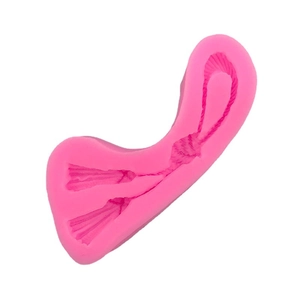 Moule en silicone rose avec nœud chinois à pompon pour la décoration de gâteaux et fondant