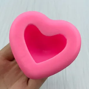 Pink heart-shaped silicone mold for fondant, aromatherapy candles and handmade soaps