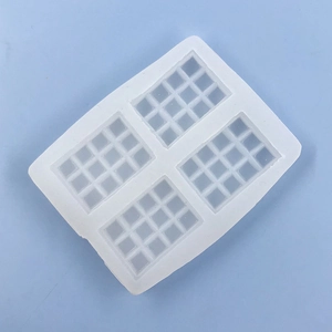 Vista detallada del molde de silicona rectangular de 4 cavidades para chocolate artesanal