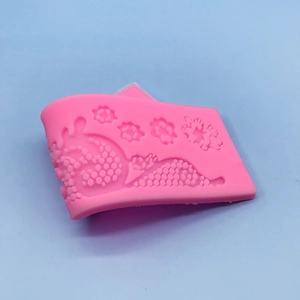 Stampo in silicone rosa con pizzo floreale per decorazioni torte e cioccolato fai da te