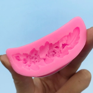 Pink silicone feather and flower mold for DIY fondant cake border decoration