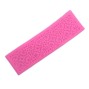 Moule en silicone rose à motifs de dentelle florale pour décoration de gâteaux