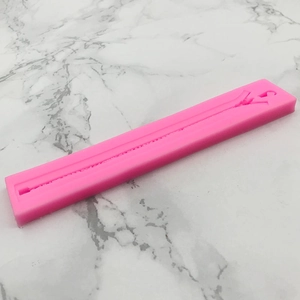 Pink DIY silicone zipper border mold for fondant and chocolate cake decorating