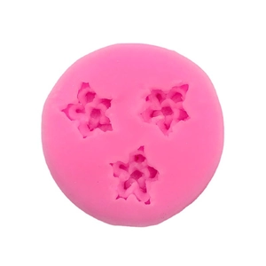 Stampo in silicone rosa con tre cavità a forma di stella per decorazioni e fai-da-te
