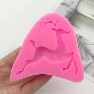 Stampo in silicone rosa a forma di cervo per decorazioni torte e cioccolato