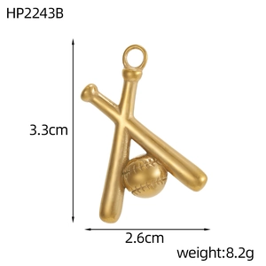 Detailed macro view showing a 3.3cm vintage baseball pendant with size and weight info