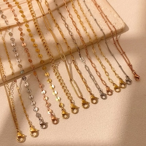 Minimalist twisted curb and paperclip link bracelets in gold, silver and rose gold