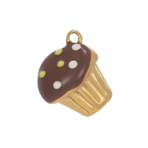Vue détaillée du pendentif cupcake en acier doré avec émail marron et décorations