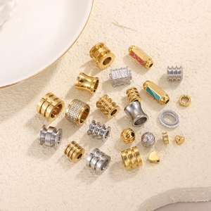 Polished stainless steel heart and letter charms for DIY bracelet and necklace jewelry