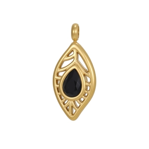 Vue détaillée du pendentif en forme de feuille dorée avec pierre noire en goutte